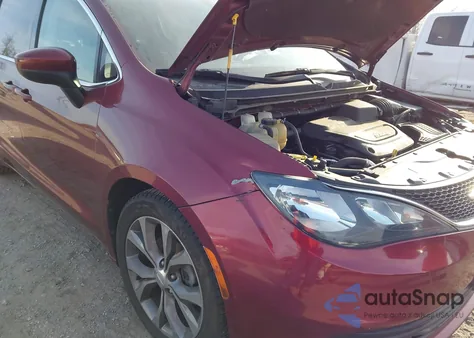 2017 Chrysler Pacifica Lx из США, поврежденный, VIN 2C4RC1CG6HR608586